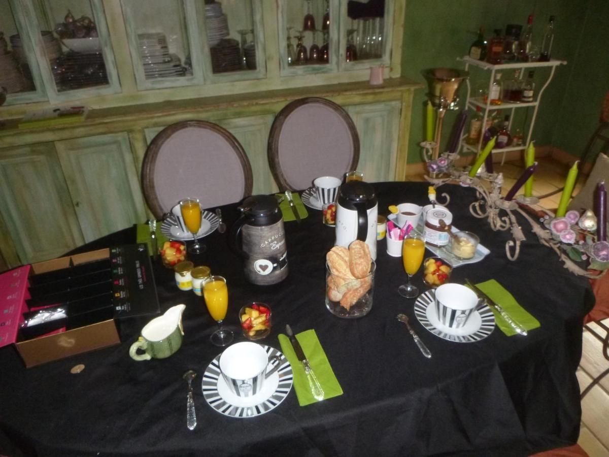 Le Domaine De La Lezardiere B&B Espiet ภายนอก รูปภาพ