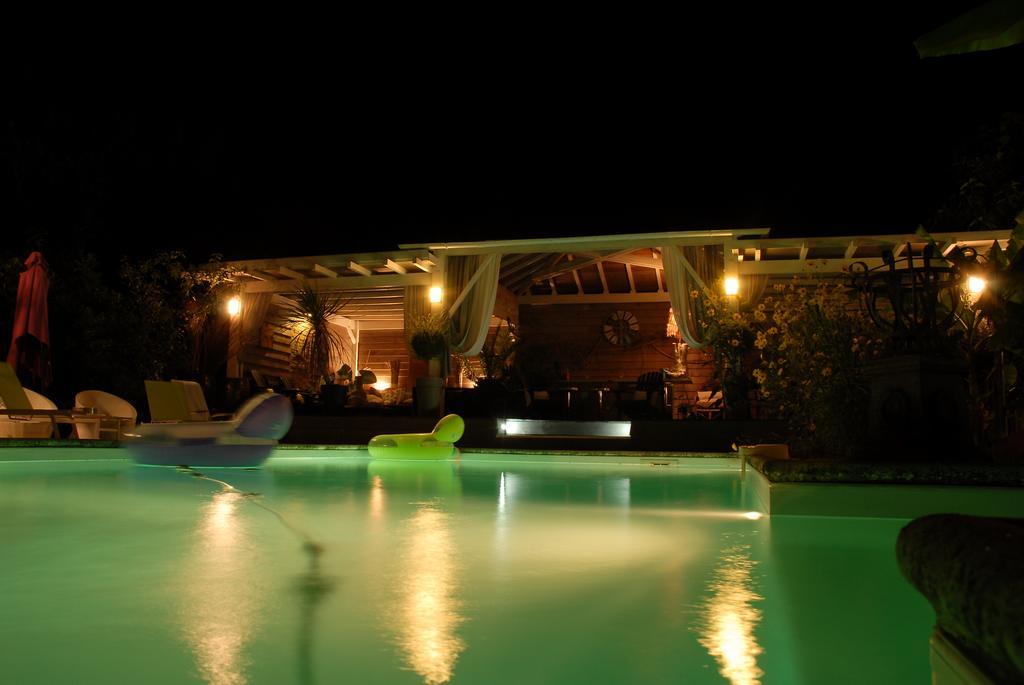 Le Domaine De La Lezardiere B&B Espiet ภายนอก รูปภาพ