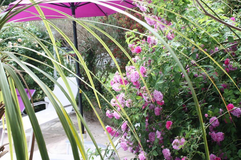 Le Domaine De La Lezardiere B&B Espiet ภายนอก รูปภาพ