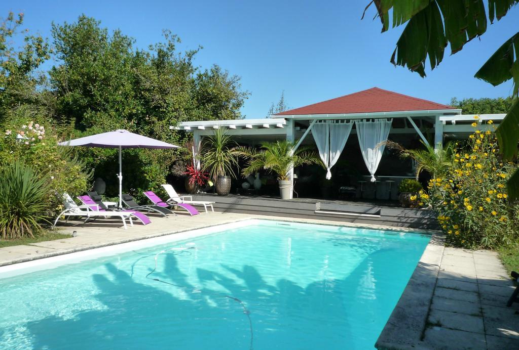 Le Domaine De La Lezardiere B&B Espiet ภายนอก รูปภาพ
