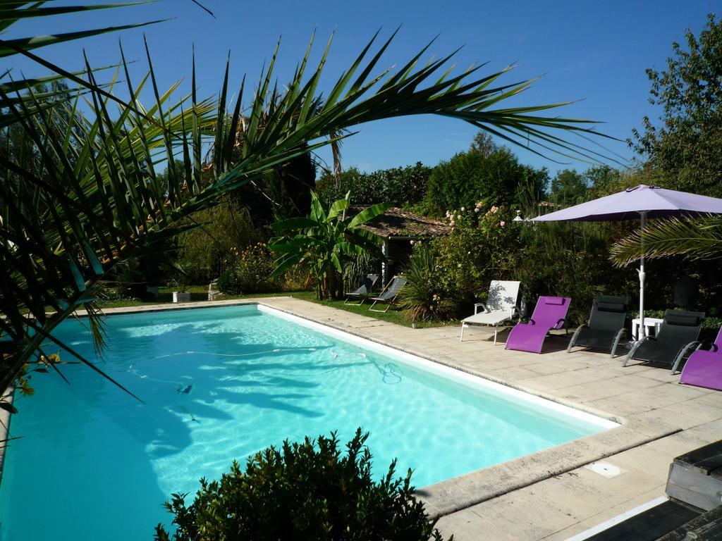 Le Domaine De La Lezardiere B&B Espiet ภายนอก รูปภาพ